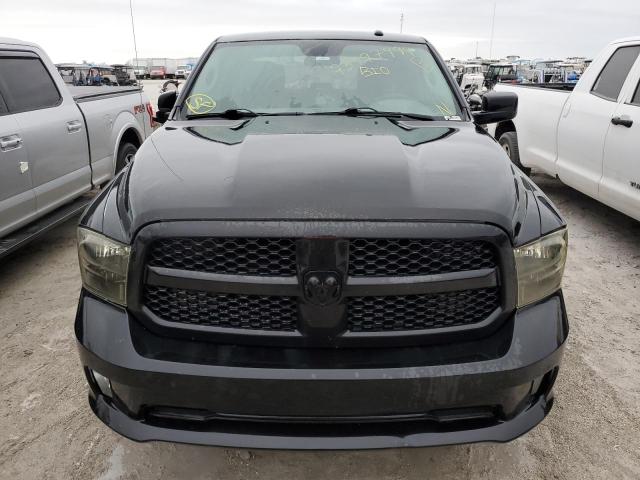 3C6RR7KT0JG118650 - 2018 RAM 1500 ST BLACK photo 5