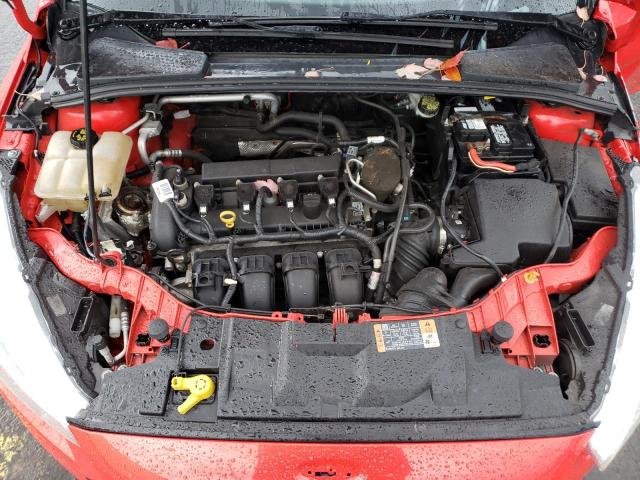 1FADP3F21FL276269 - 2015 FORD FOCUS SE RED photo 11