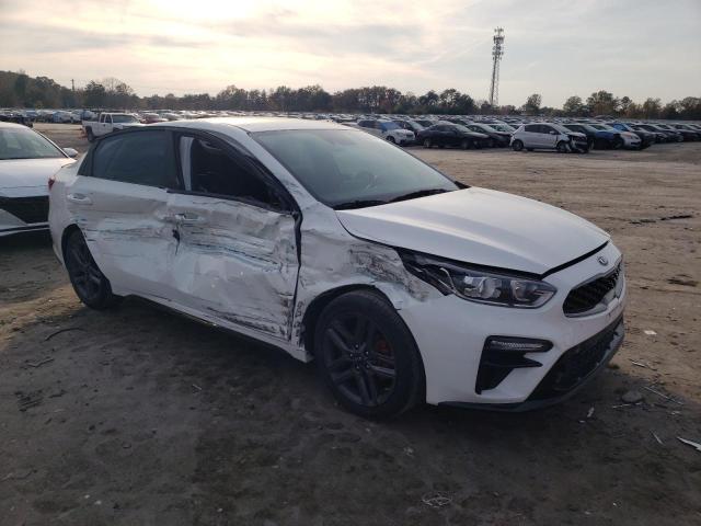 3KPF34AD3ME319335 - 2021 KIA FORTE GT LINE WHITE photo 4