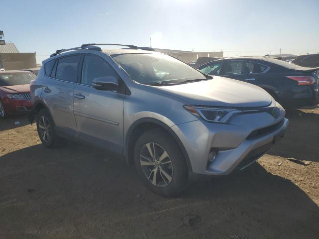 2T3RFREV1HW684711 - 2017 TOYOTA RAV4 XLE SILVER photo 4