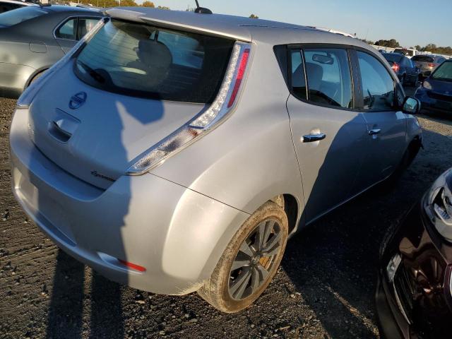 1N4AZ0CP6FC321749 - 2015 NISSAN LEAF S SILVER photo 3