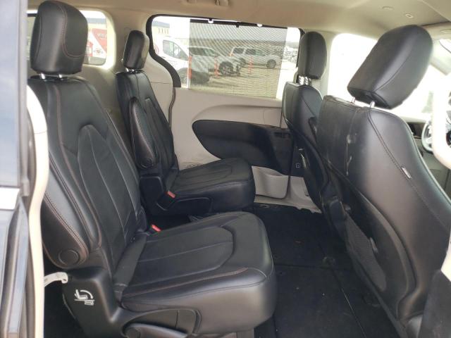 2C4RC1BG7JR100568 - 2018 CHRYSLER PACIFICA TOURING L CHARCOAL photo 11