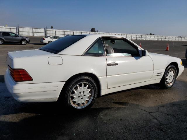 WDBFA63F1TF134090 - 1996 MERCEDES-BENZ SL 320 WHITE photo 3