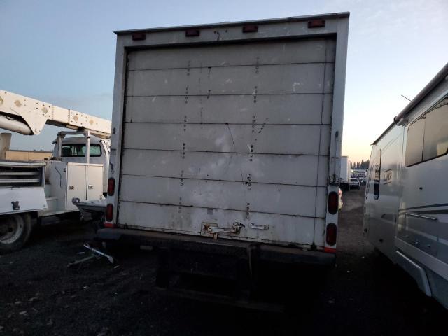 J8DB4B16557007292 - 2005 GMC W3500 W35042 WHITE photo 6