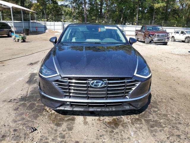 5NPEG4JAXLH053912 - 2020 HYUNDAI SONATA SE GRAY photo 5