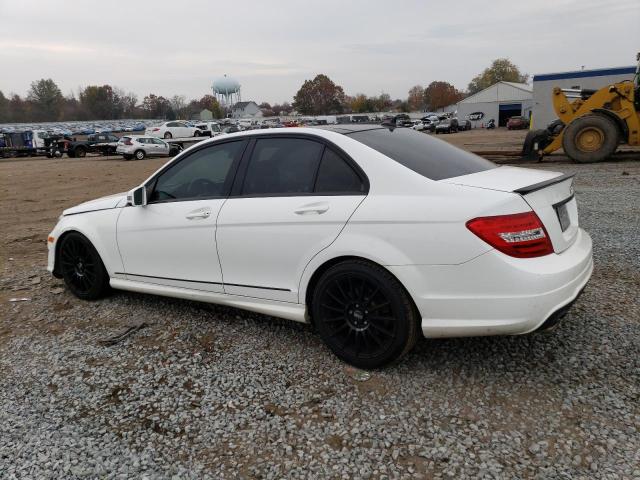 WDDGF8AB1DR253461 - 2013 MERCEDES-BENZ C 300 4MATIC WHITE photo 2