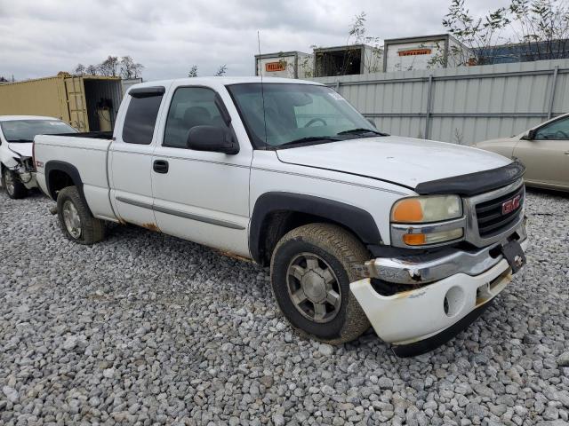 1GTEK19B95E138978 - 2005 GMC NEW SIERRA K1500 WHITE photo 4