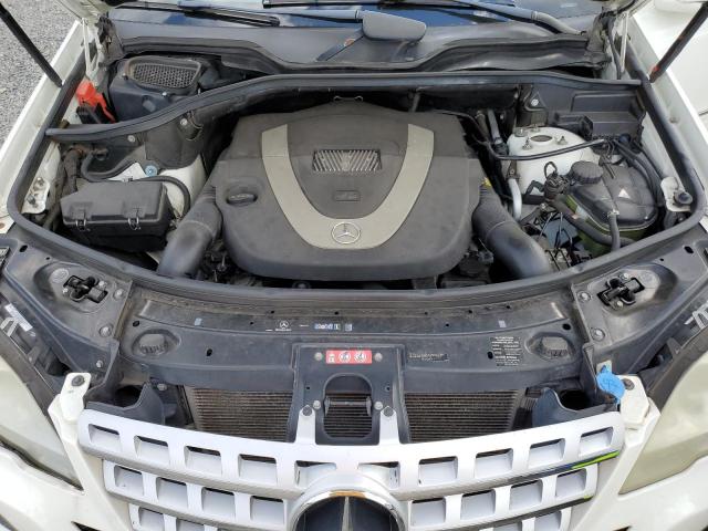 4JGBB8GB2BA676421 - 2011 MERCEDES-BENZ ML 350 4MATIC WHITE photo 12
