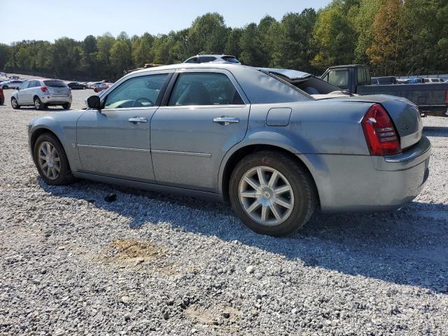 2C3KA63H57H754158 - 2007 CHRYSLER 300C SILVER photo 2