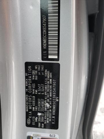 KNDMB5C13K6547907 - 2019 KIA SEDONA LX SILVER photo 13