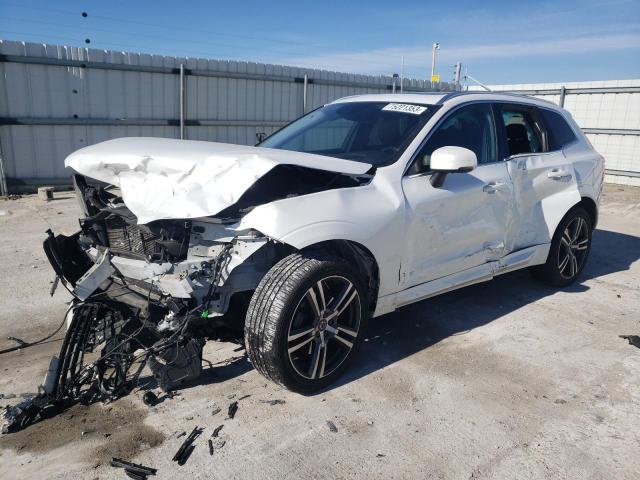 YV4A22RKXJ1081001 - 2018 VOLVO XC60 T6 MOMENTUM WHITE photo 1