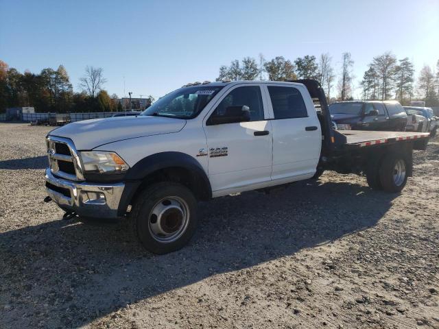 3C7WRKFL7JG270825 - 2018 RAM 4500 WHITE photo 1