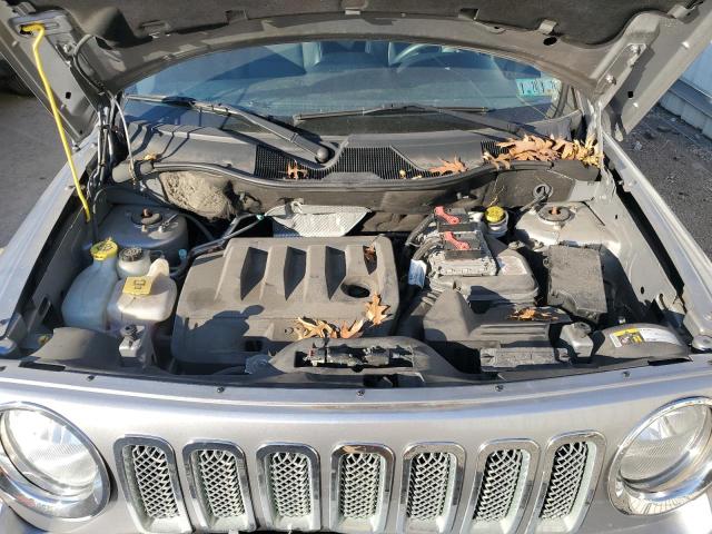 1C4NJRFB1GD784224 - 2016 JEEP PATRIOT LATITUDE SILVER photo 11