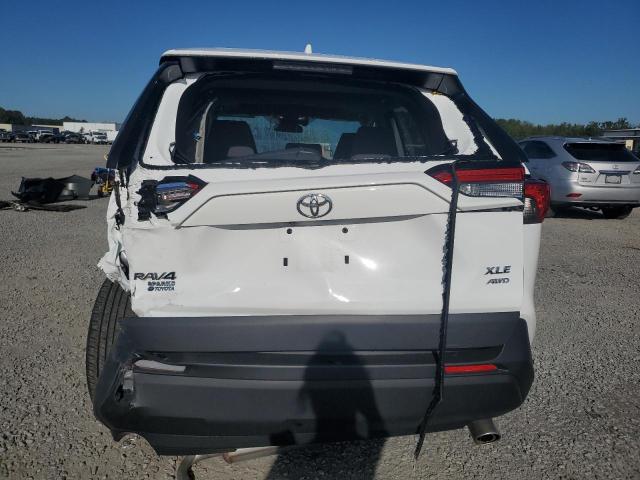 2T3P1RFV7PC377810 - 2023 TOYOTA RAV4 XLE WHITE photo 6