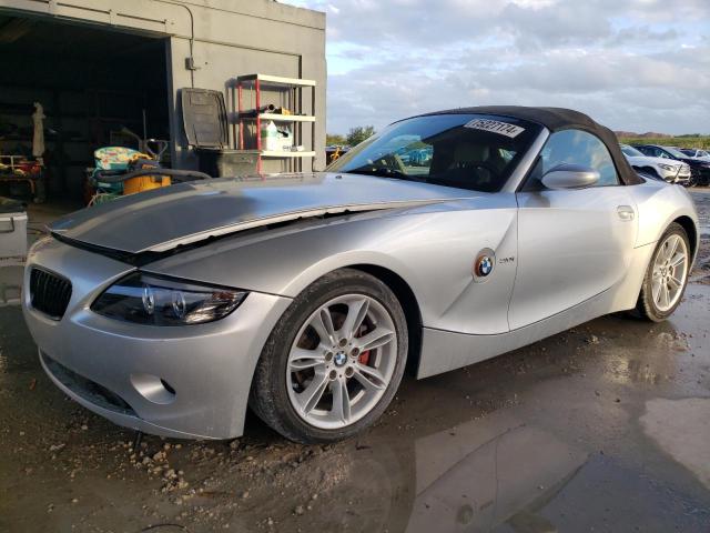 4USBT53463LU01755 - 2003 BMW Z4 3.0 فضي صورة 1