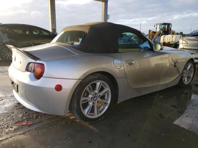 4USBT53463LU01755 - 2003 BMW Z4 3.0 فضي صورة 3