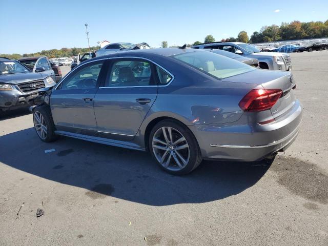 1VWDT7A31HC050391 - 2017 VOLKSWAGEN PASSAT R-LINE Grau Foto 2