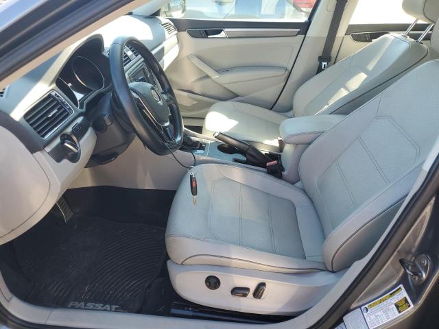 1VWDT7A31HC050391 - 2017 VOLKSWAGEN PASSAT R-LINE Grau Foto 7