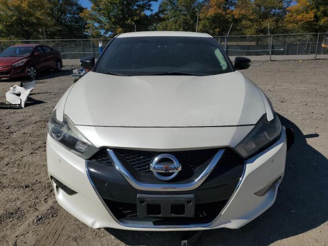 1N4AA6AP1JC378950 - 2018 NISSAN MAXIMA 3.5S WHITE photo 5