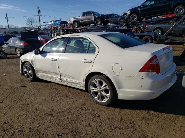 3FAHP0HA6CR133884 - 2012 FORD FUSION SE WHITE photo 2