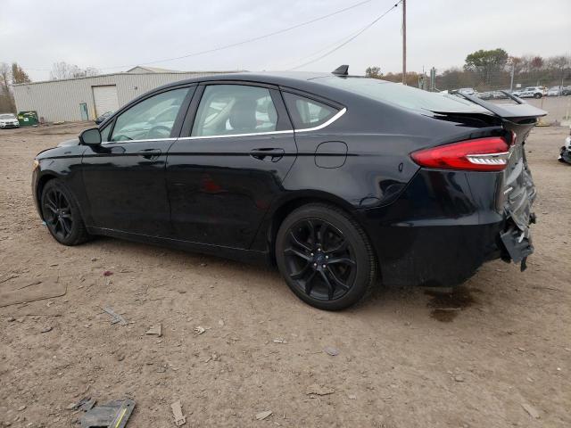 3FA6P0HD4KR126478 - 2019 FORD FUSION SE BLACK photo 2