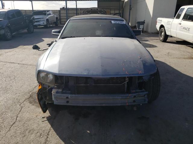 1ZVFT84N675205886 - 2007 FORD MUSTANG BLUE photo 5