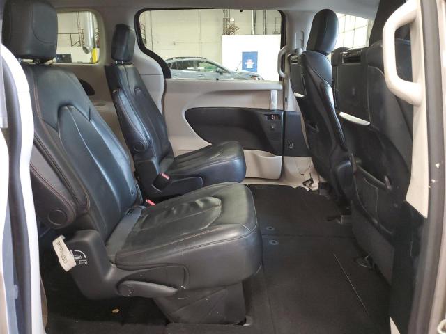 2C4RC1EG5JR260833 - 2018 CHRYSLER PACIFICA TOURING L PLUS TAN photo 11