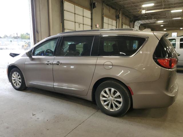 2C4RC1EG5JR260833 - 2018 CHRYSLER PACIFICA TOURING L PLUS TAN photo 2