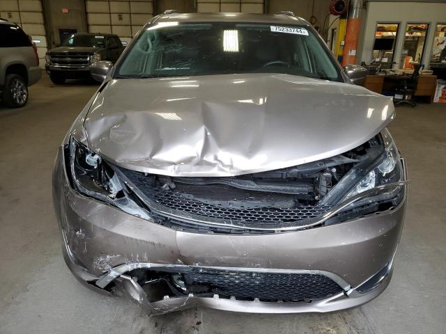 2C4RC1EG5JR260833 - 2018 CHRYSLER PACIFICA TOURING L PLUS TAN photo 5