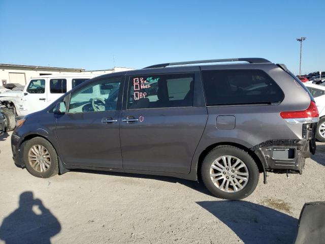 5TDYK3DC5BS047379 - 2011 TOYOTA SIENNA XLE GRAY photo 2