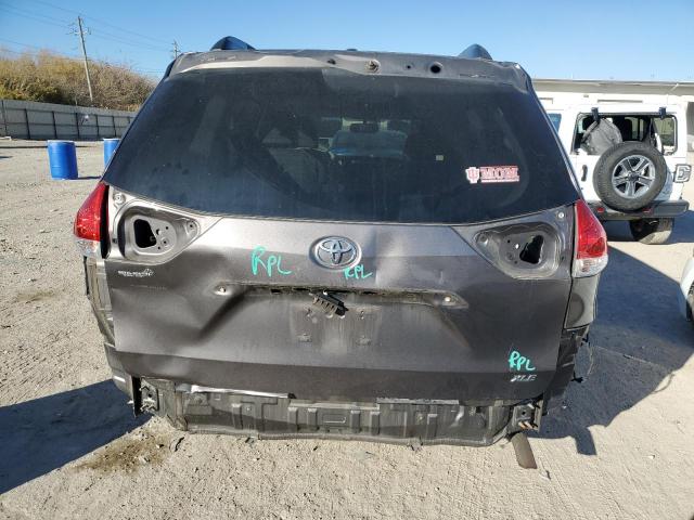 5TDYK3DC5BS047379 - 2011 TOYOTA SIENNA XLE GRAY photo 6