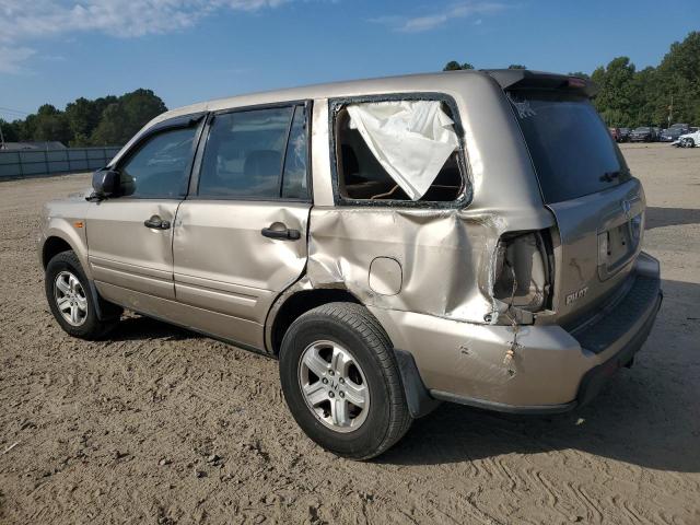 5FNYF28116B040592 - 2006 HONDA PILOT LX TAN photo 2