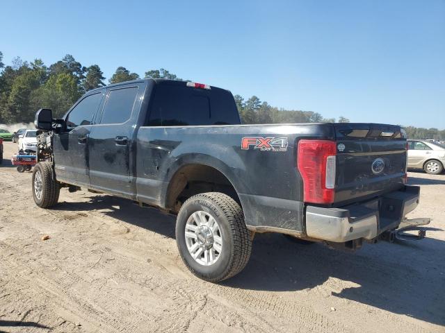 1FT7W2BT7HEF07105 - 2017 FORD F250 SUPER DUTY BLACK photo 2