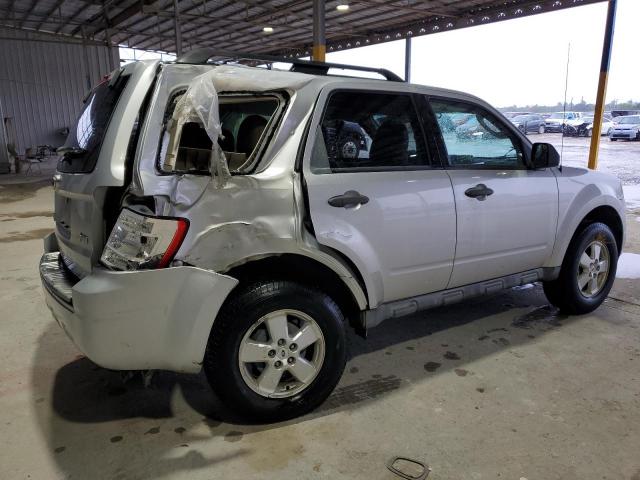 1FMCU0DG0AKC29644 - 2010 FORD ESCAPE XLT GRAY photo 3