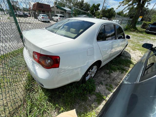 3VWRT71K46M030466 - 2006 VOLKSWAGEN JETTA TDI WHITE photo 4