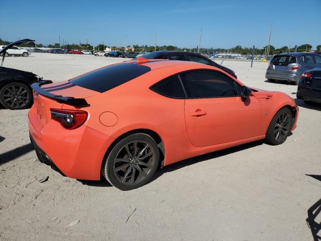 JF1ZNAA15H8707863 - 2017 TOYOTA 86 BASE ORANGE photo 3