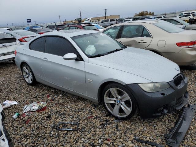 WBAWC735X9E067445 - 2009 BMW 335 XI SILVER photo 4