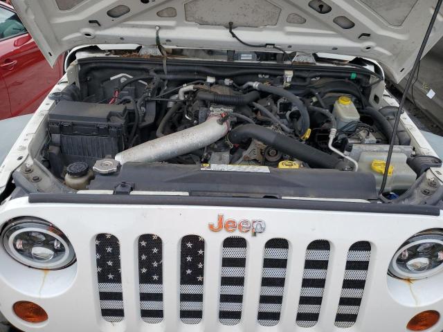 1J4FA24108L547845 - 2008 JEEP WRANGLER X WHITE photo 11