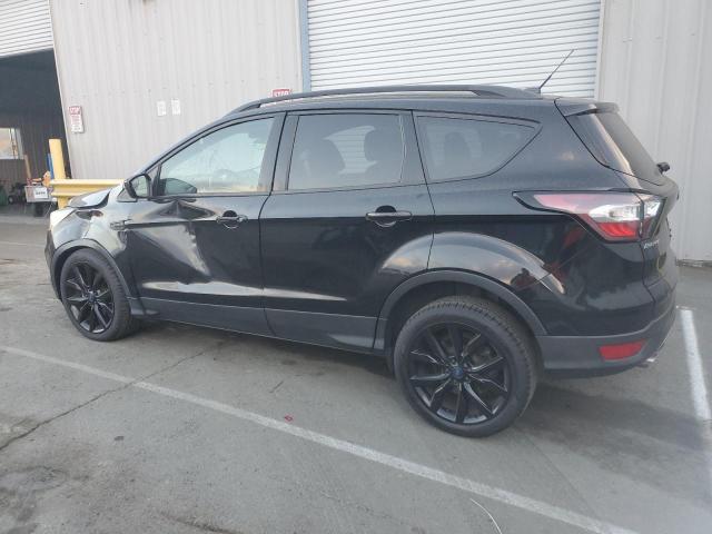 1FMCU0GDXHUC67611 - 2017 FORD ESCAPE SE BLACK photo 2