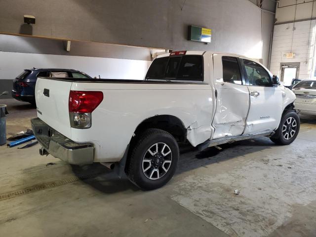 5TFRT541X7X015217 - 2007 TOYOTA TUNDRA DOUBLE CAB SR5 WHITE photo 3