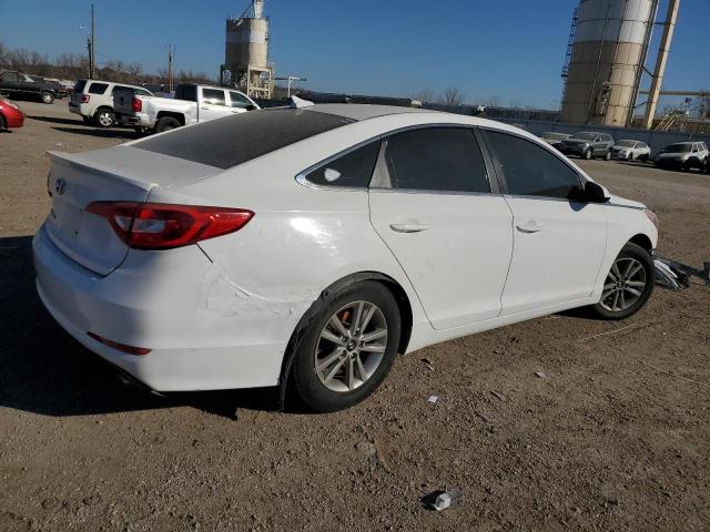 5NPE24AF8FH002827 - 2015 HYUNDAI SONATA SE WHITE photo 3