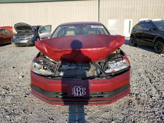 3VWDB7AJ1HM362680 - 2017 VOLKSWAGEN JETTA SE RED photo 5