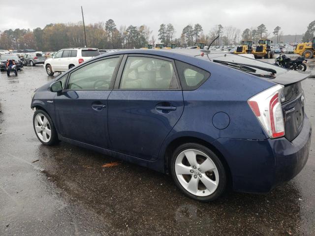 JTDKN3DU0F1915104 - 2015 TOYOTA PRIUS BLUE photo 2