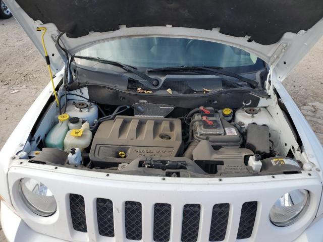 1C4NJRFB5GD586407 - 2016 JEEP PATRIOT LATITUDE WHITE photo 11