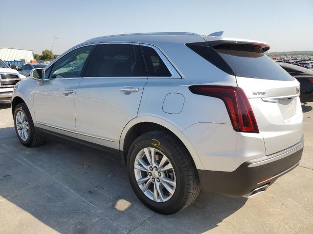 1GYKNAR47LZ187253 - 2020 CADILLAC XT5 LUXURY SILVER photo 2