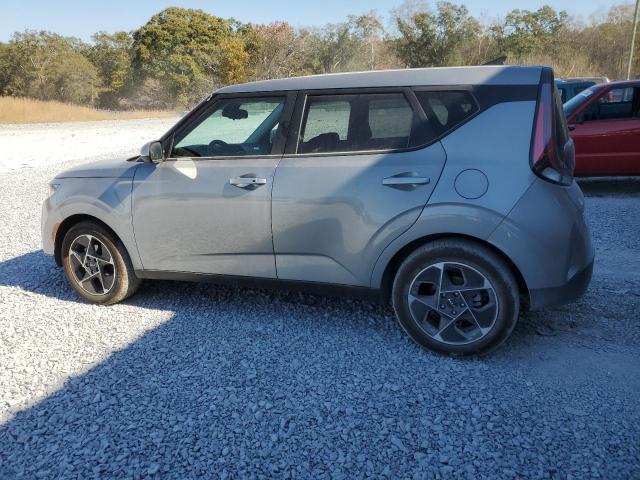 KNDJ33AU3P7876948 - 2023 KIA SOUL EX SILVER photo 2