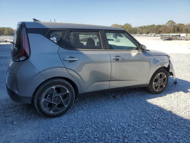 KNDJ33AU3P7876948 - 2023 KIA SOUL EX SILVER photo 3