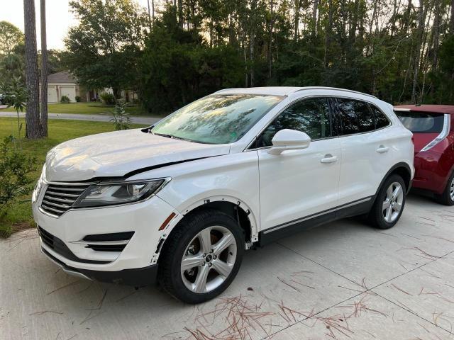 5LMCJ1C9XJUL18639 - 2018 LINCOLN MKC PREMIERE WHITE photo 2