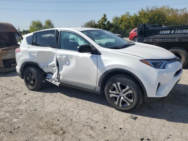 2T3ZFREV5JW496554 - 2018 TOYOTA RAV4 LE WHITE photo 4