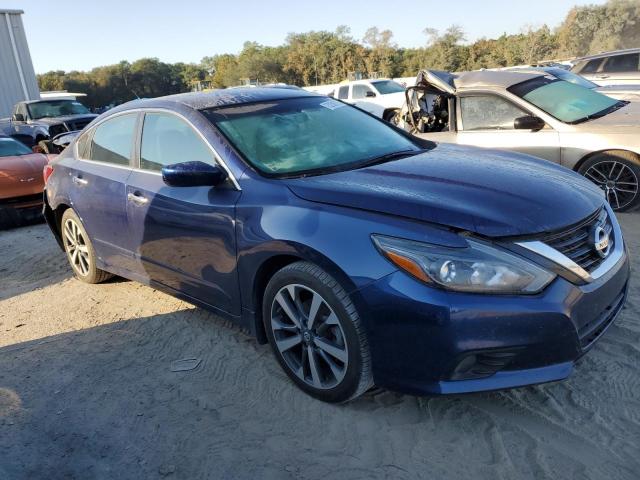 1N4AL3AP4HC165333 - 2017 NISSAN ALTIMA 2.5 BLUE photo 4